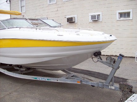 Fiberglass Boat Repair and Maintenance Services in Chesapeake Beach, Maryland